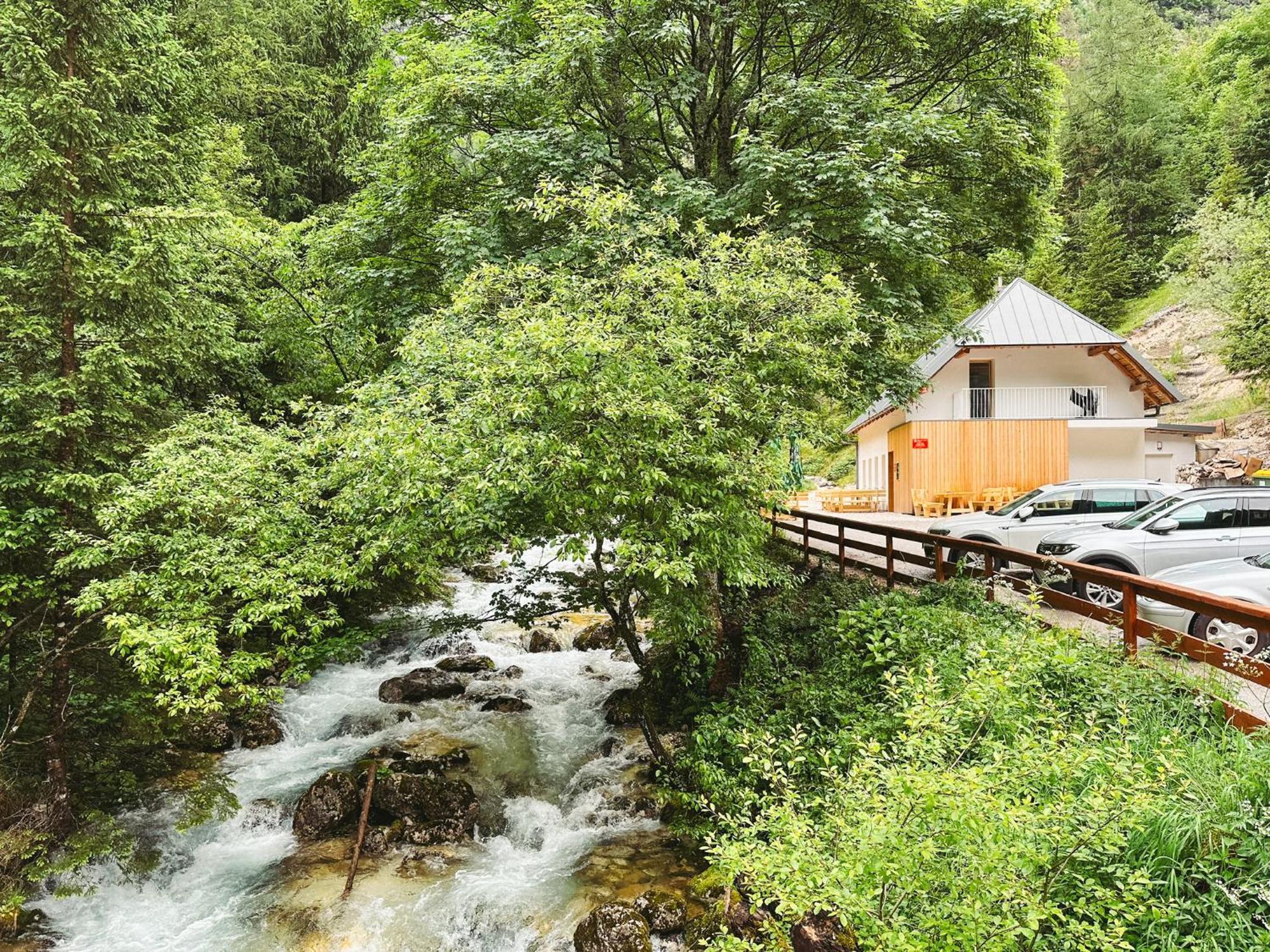 Vila Koca Ob Izviru Soce Trenta Exteriér fotografie